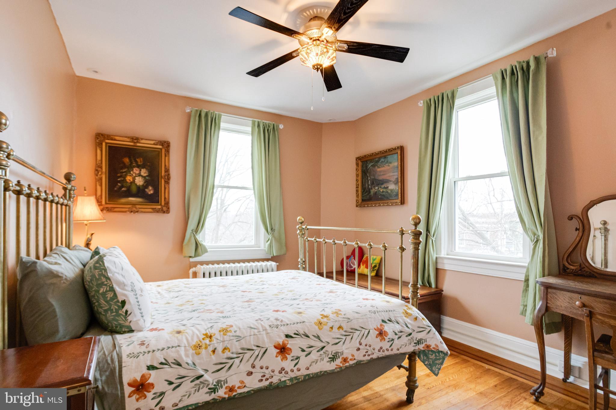 WYMAN PARK HAMPDEN - Residential