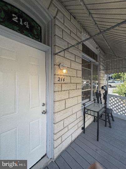 214 S 13TH STREET 1F