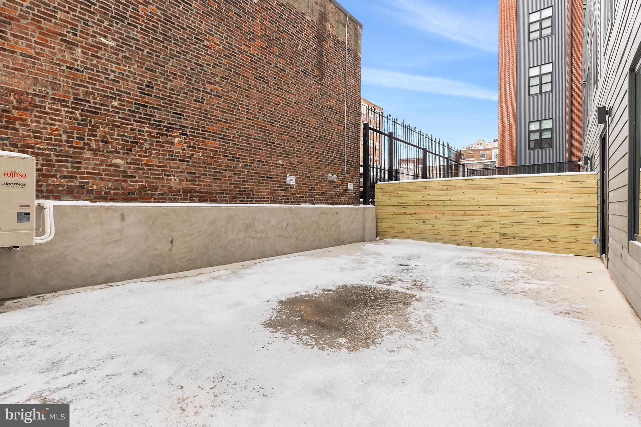 OLD CITY - Residential Lease