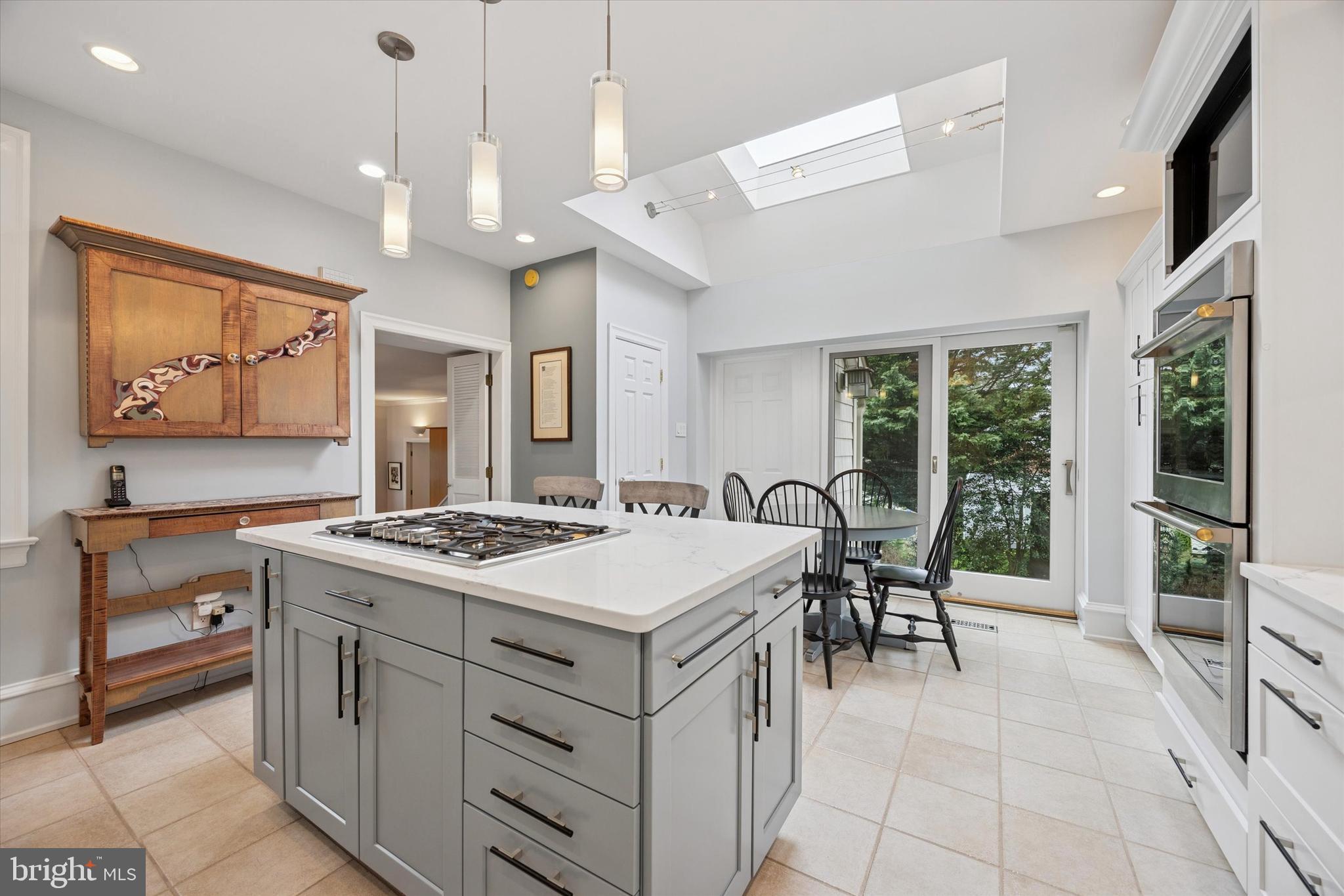 LLANERCH - Residential