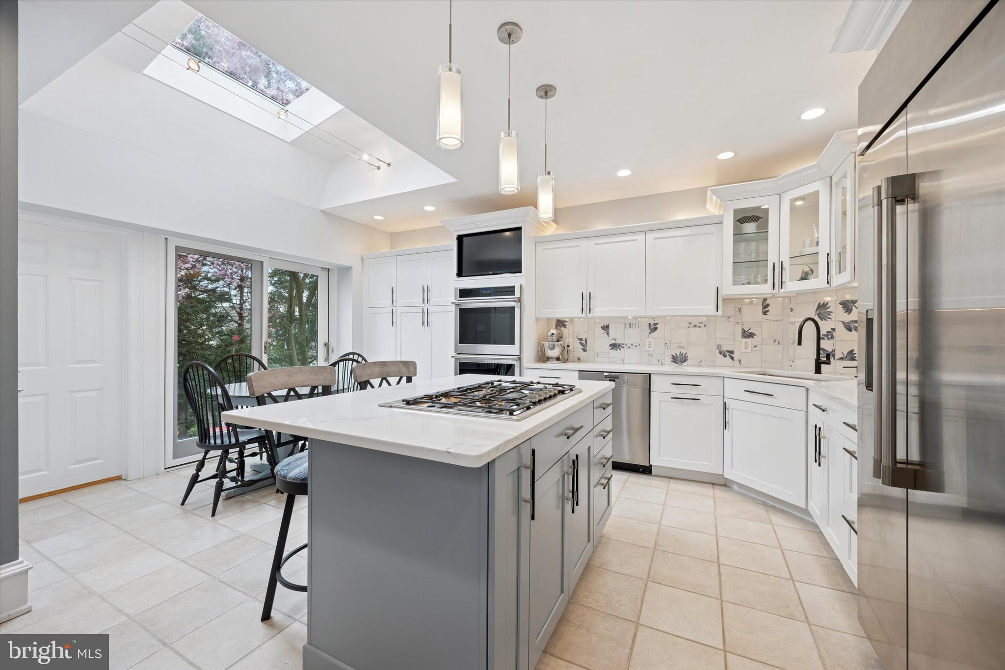 LLANERCH - Residential