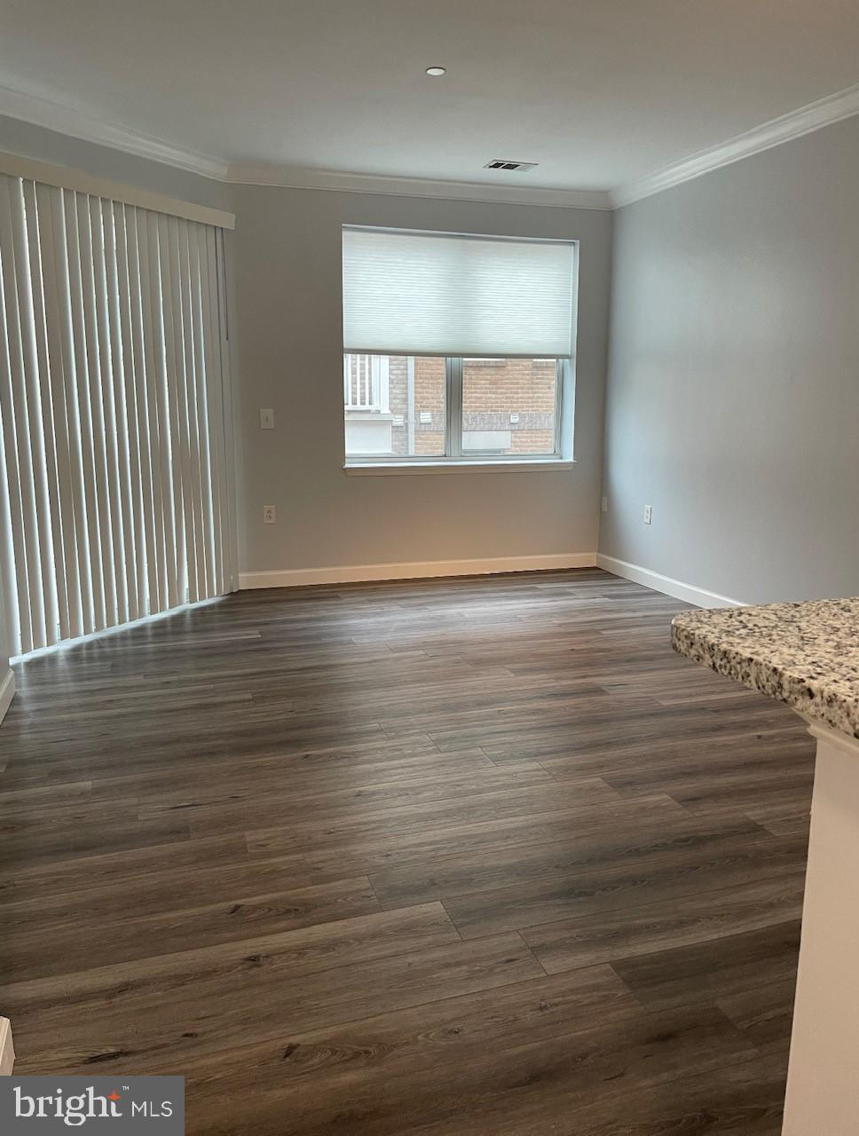 PIERSIDE AT HARBORVIEW - Residential Lease