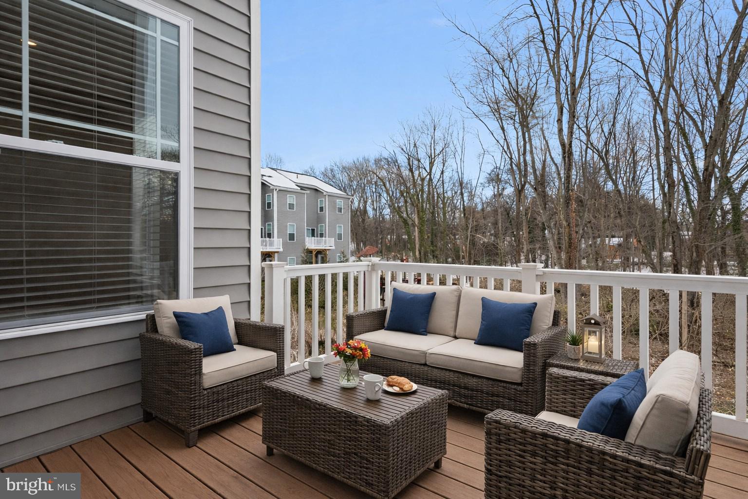 WOLF RUN LANE - Residential