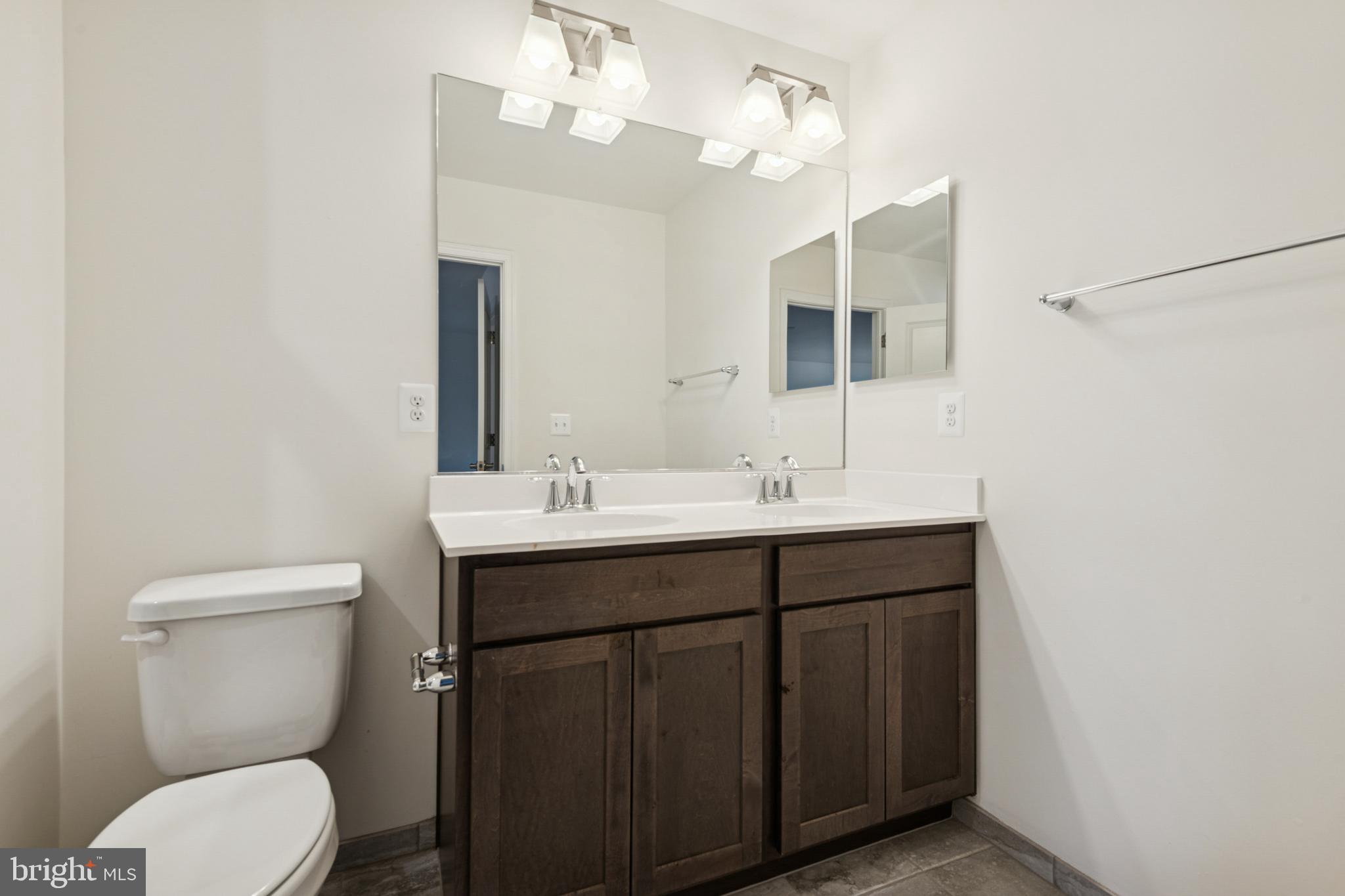 WOLF RUN LANE - Residential