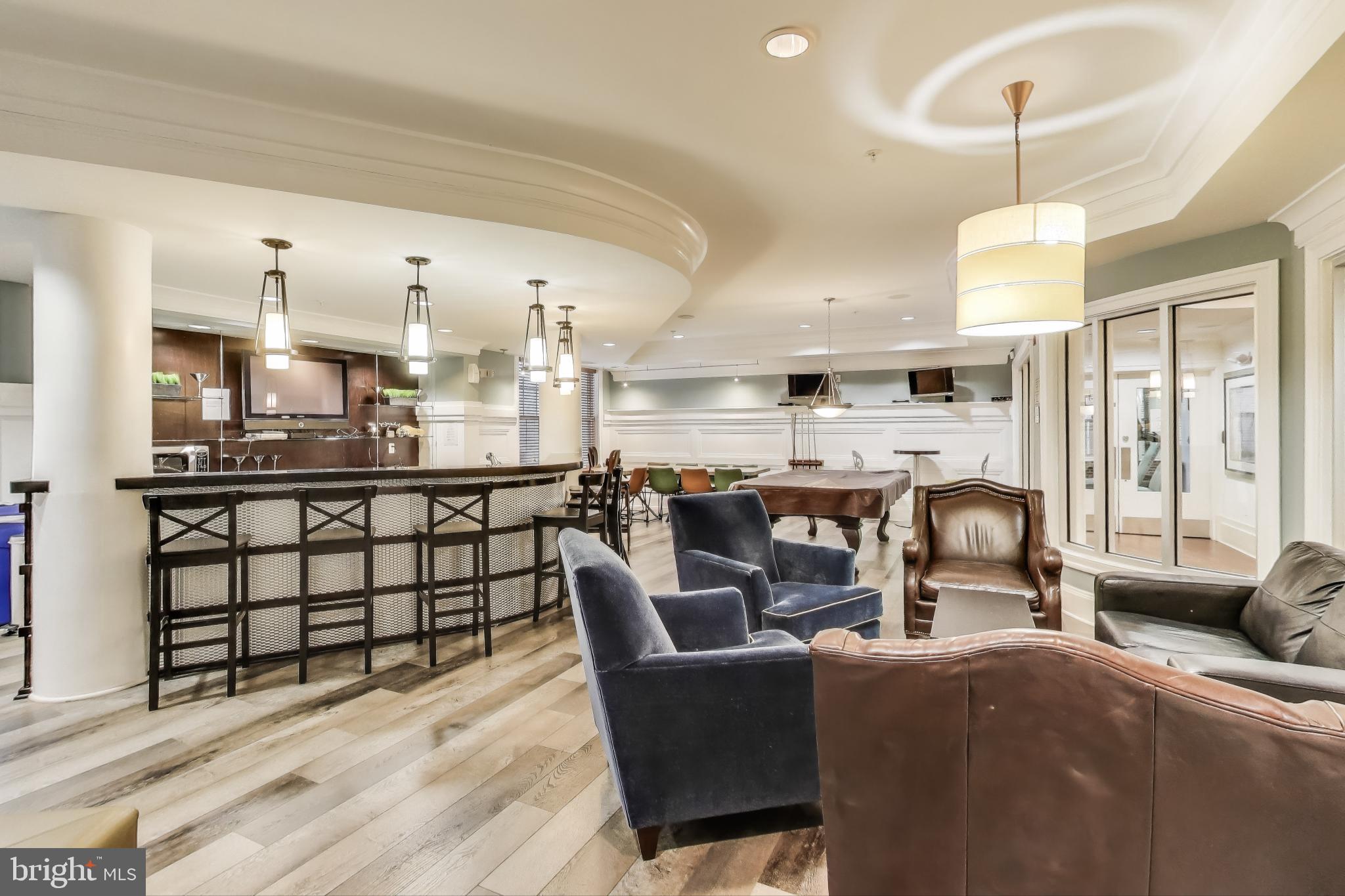 COLONNADE AT KENTLANDS - Residential Lease