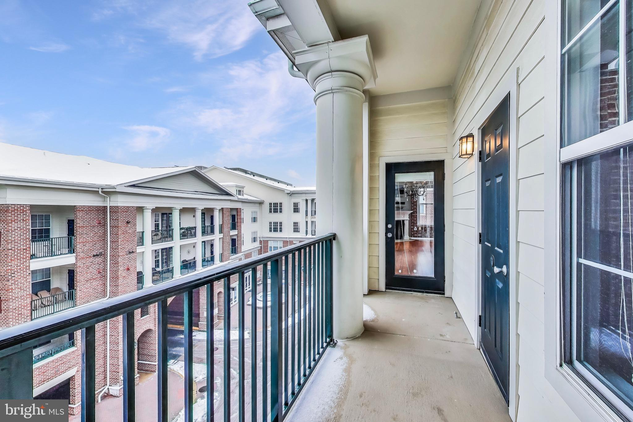 COLONNADE AT KENTLANDS - Residential Lease