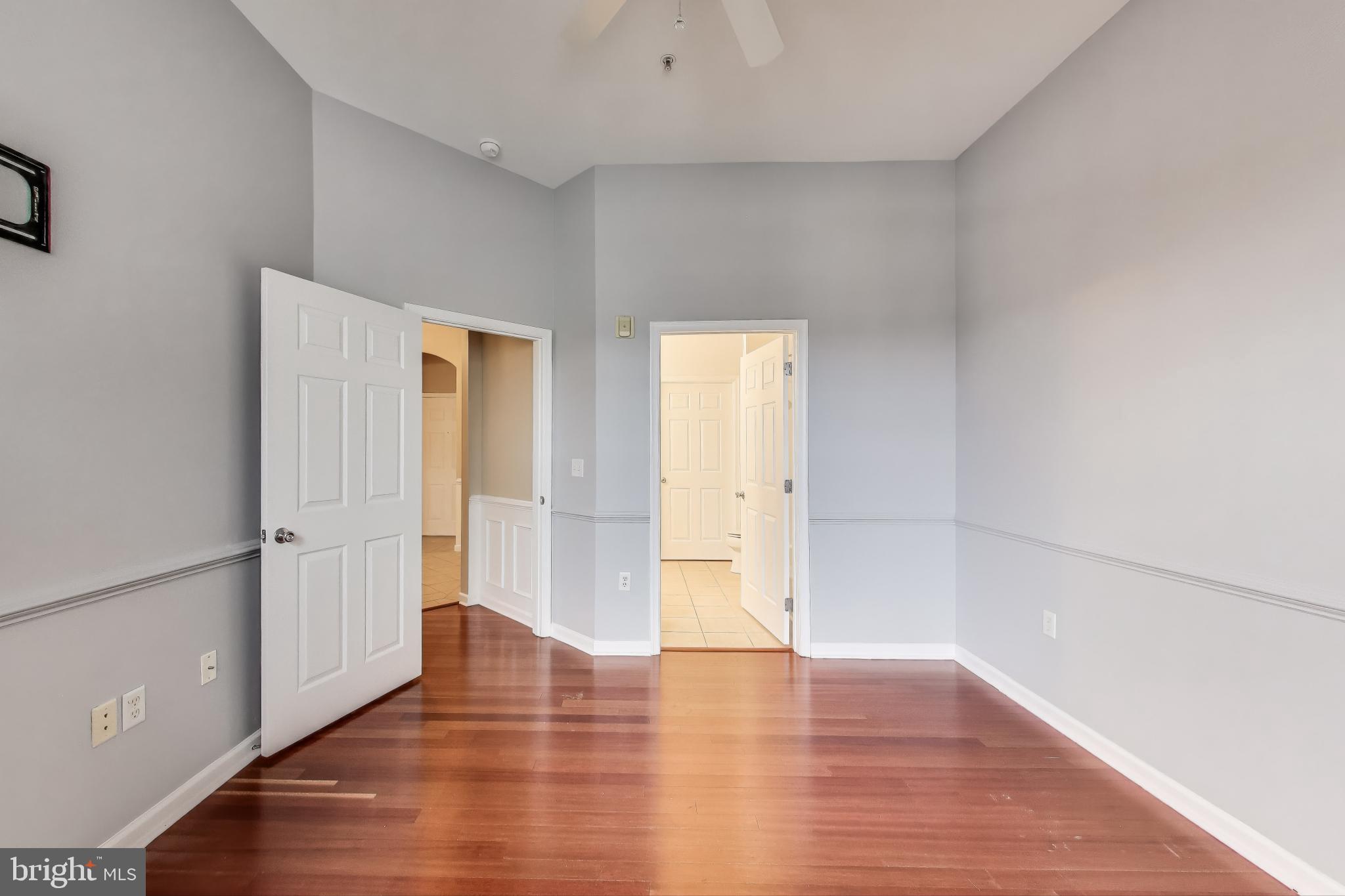 COLONNADE AT KENTLANDS - Residential Lease