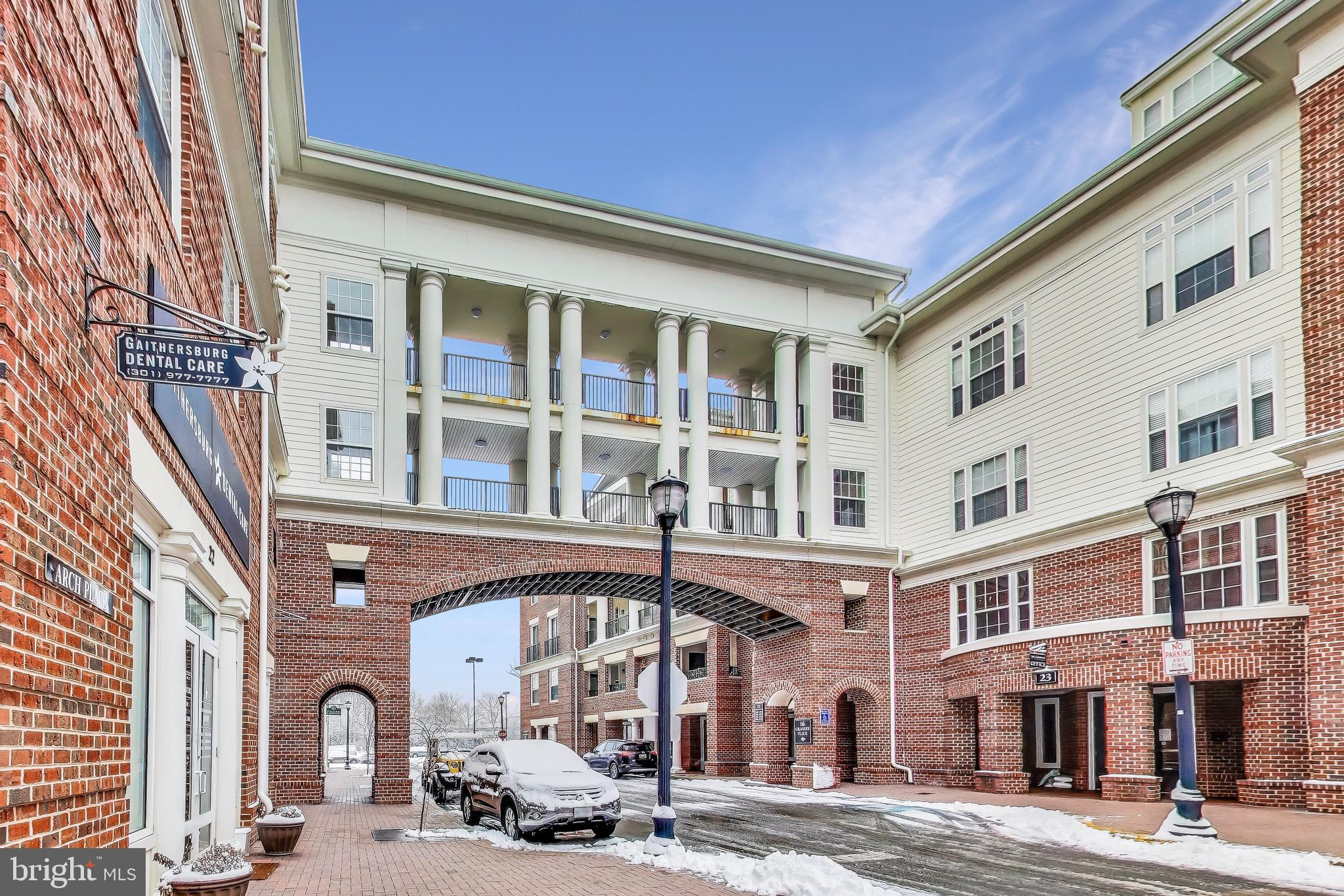 COLONNADE AT KENTLANDS - Residential Lease