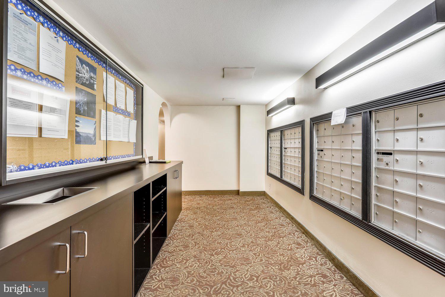 LAKESIDE TERRACE - Residential