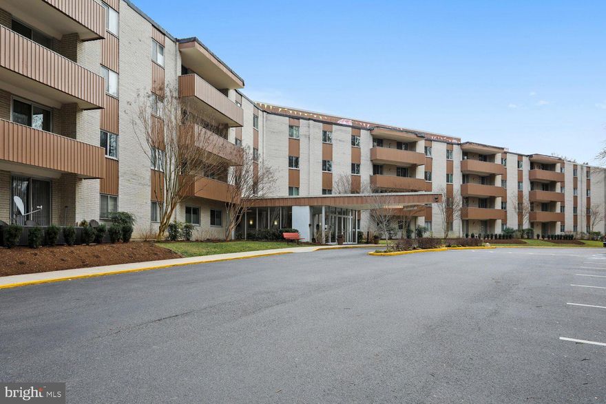 Enjoy all the amenities of Lakeside Terrace, including pool and tennis. This floor plan will surprise you for a studio, with a bonus room that can serve as a home office or den. The unit is updated and shows beautifully! 

ALL UTILITIES INCLUDED IN LOW MONTHLY FEE OF $379.18

The location can’t be beat – so close to the shops and dining at Westfield Montgomery Mall, the trails and recreation of Cabin John Regional Park, and quick access to 270 & 495.
