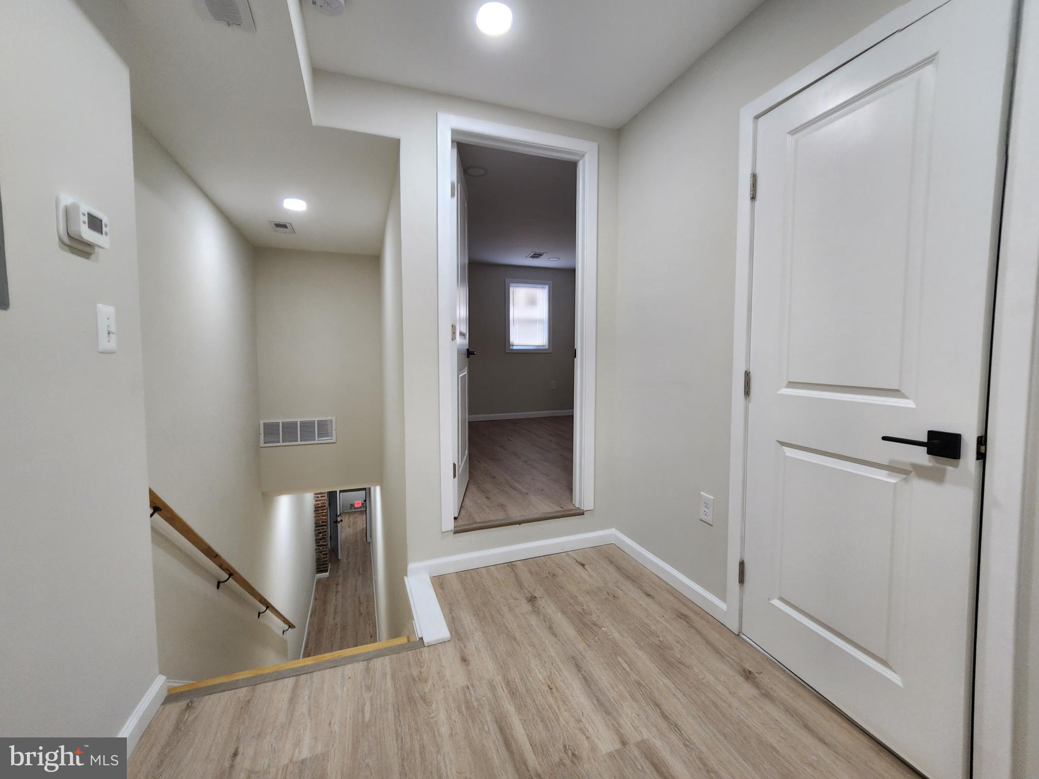 MIDDLE EAST - Commercial Sale