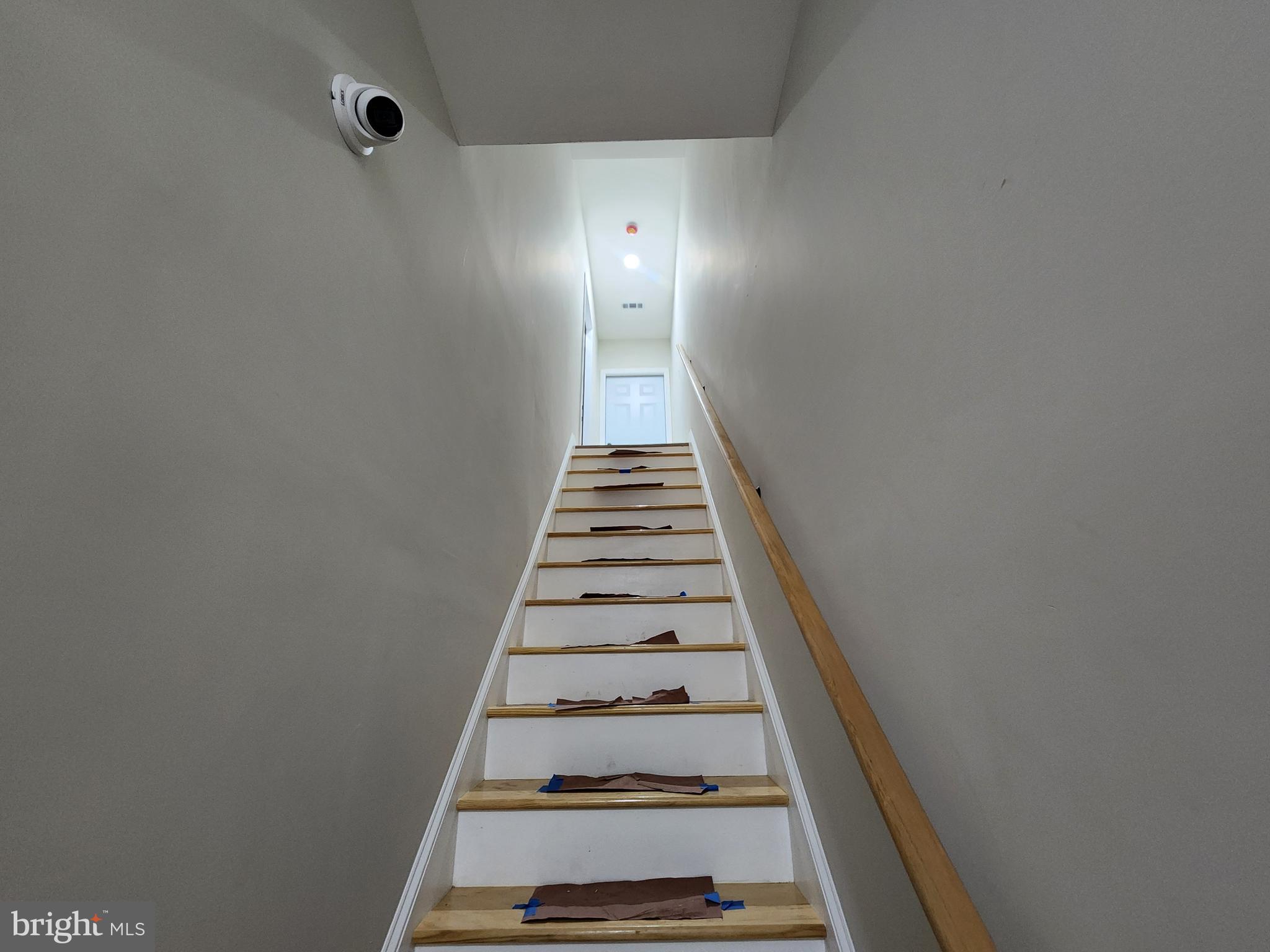 MIDDLE EAST - Commercial Sale