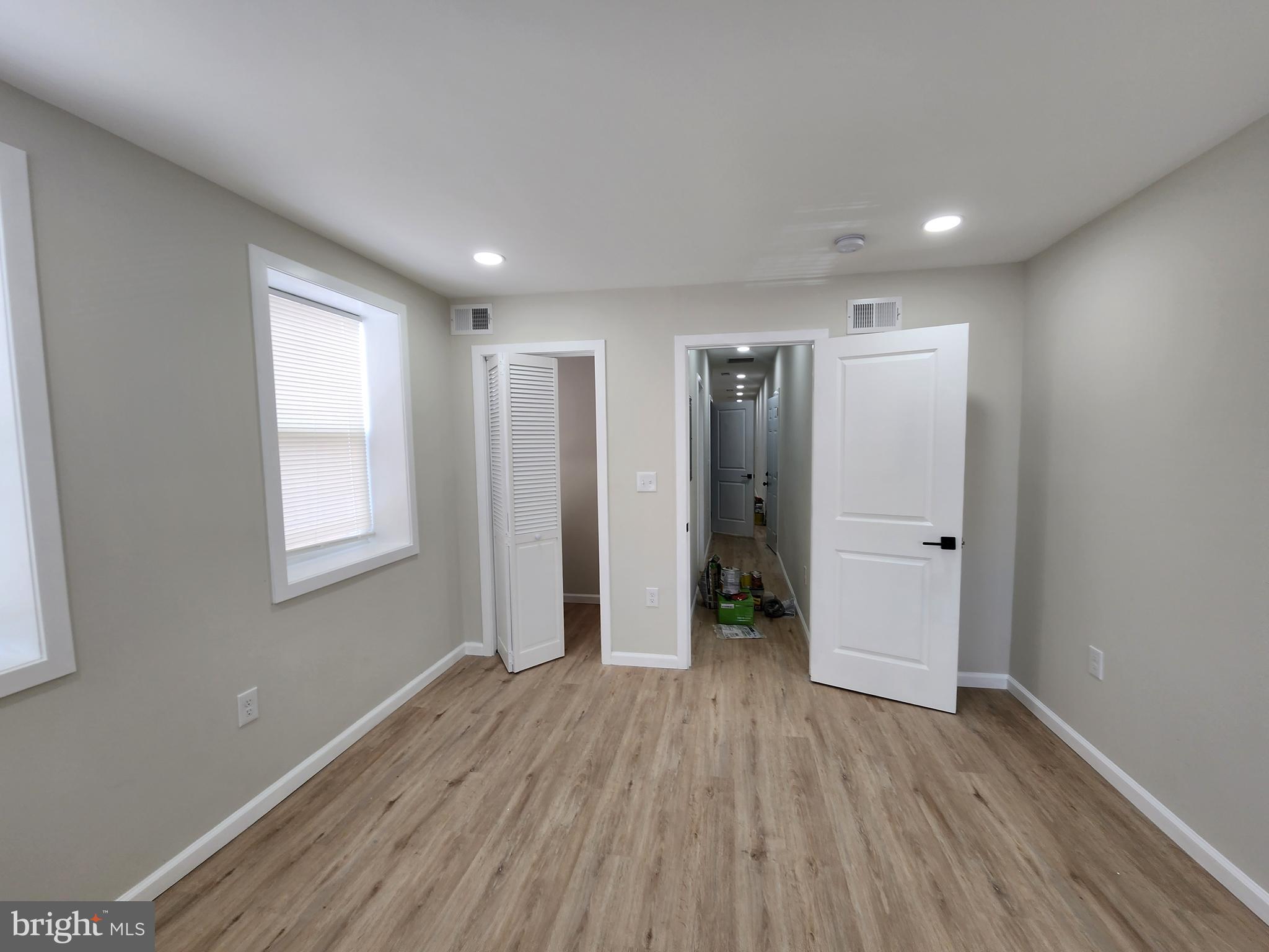 MIDDLE EAST - Commercial Sale