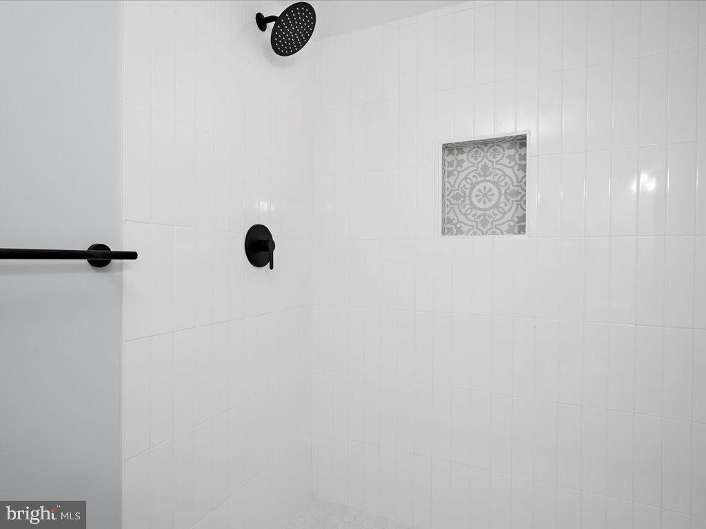 GWYNN OAK - Residential