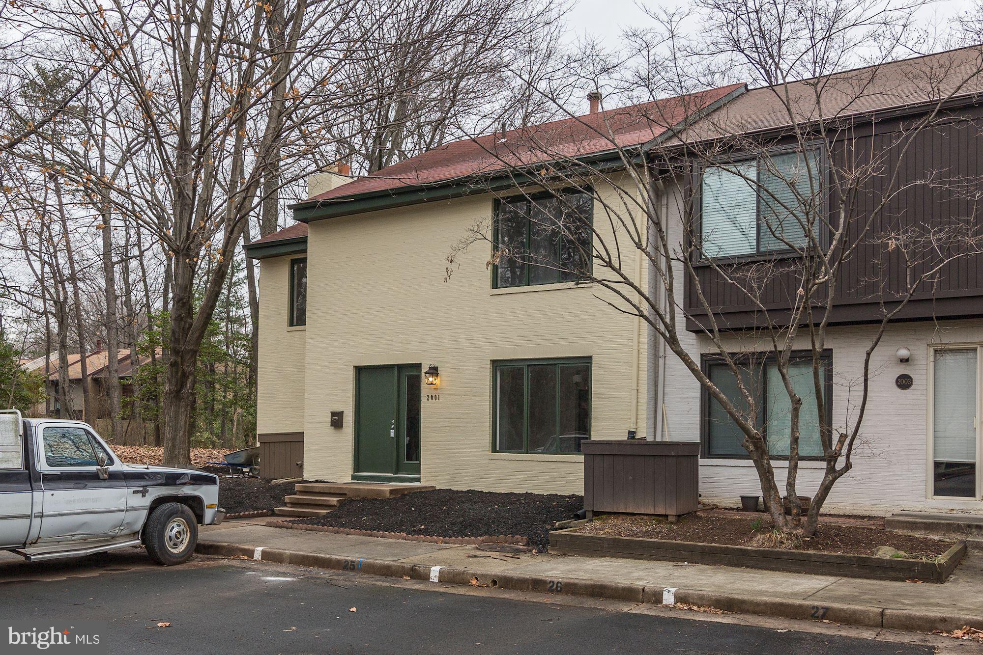 RESTON - Residential