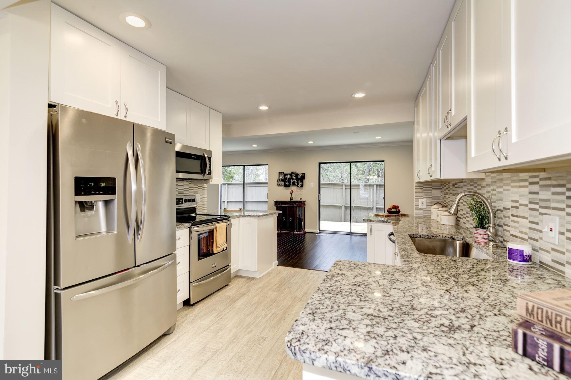 RESTON - Residential