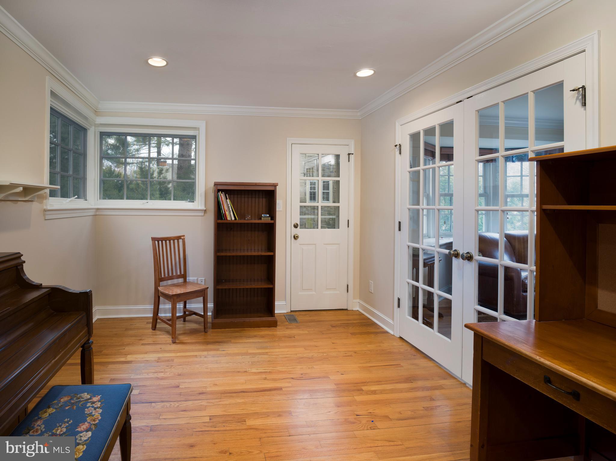 WYNNEWOOD - Residential