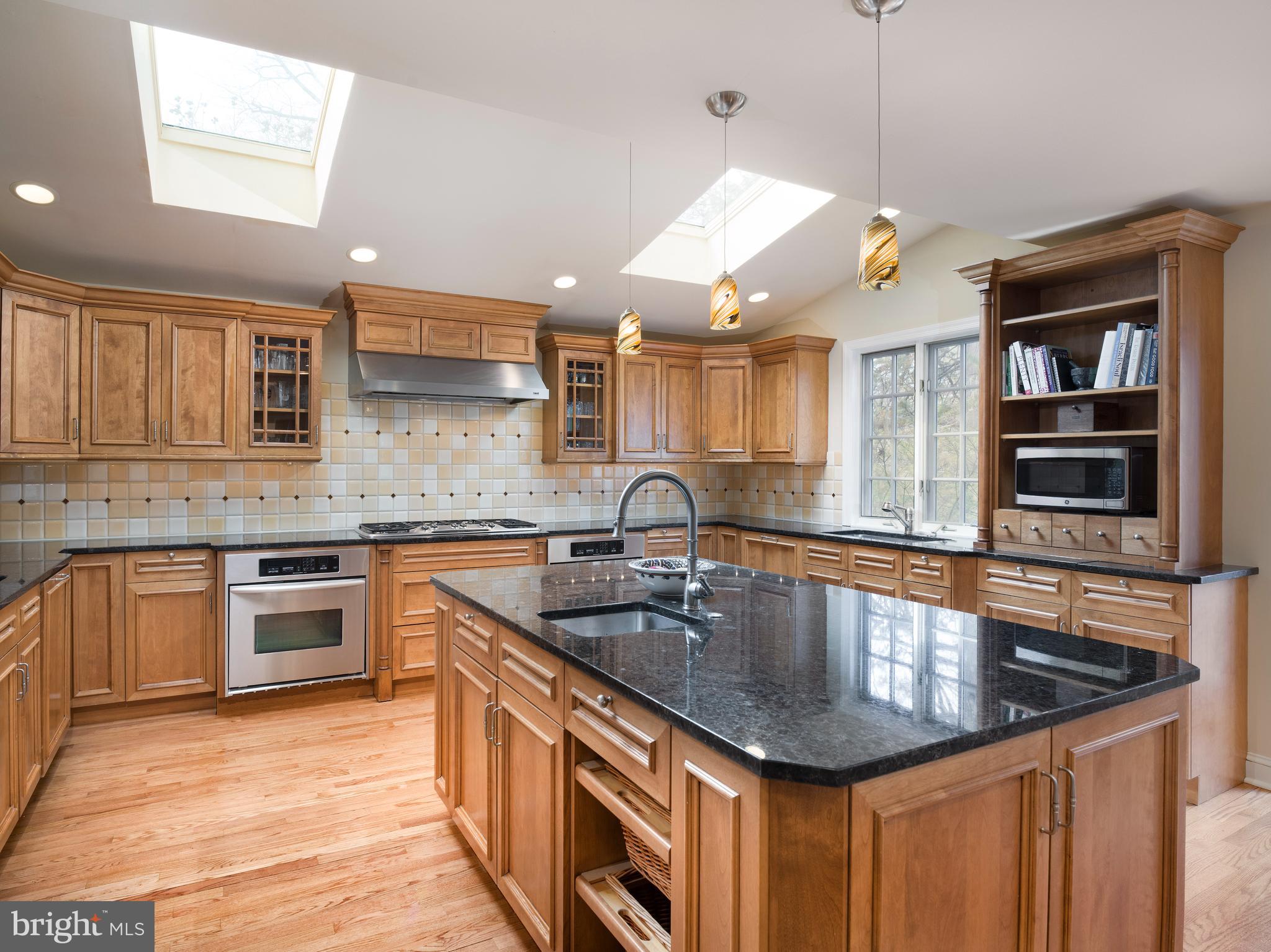 WYNNEWOOD - Residential