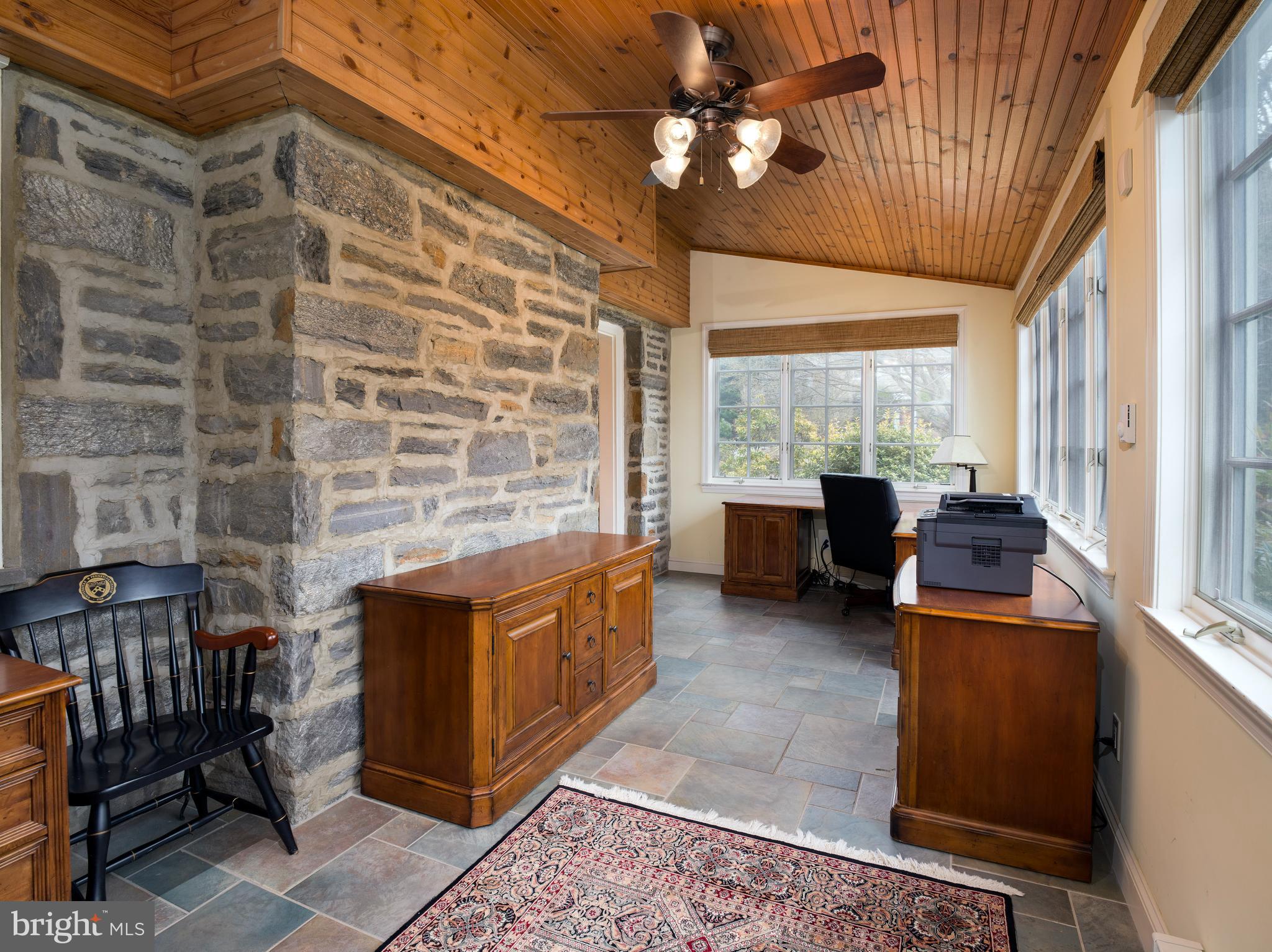 WYNNEWOOD - Residential