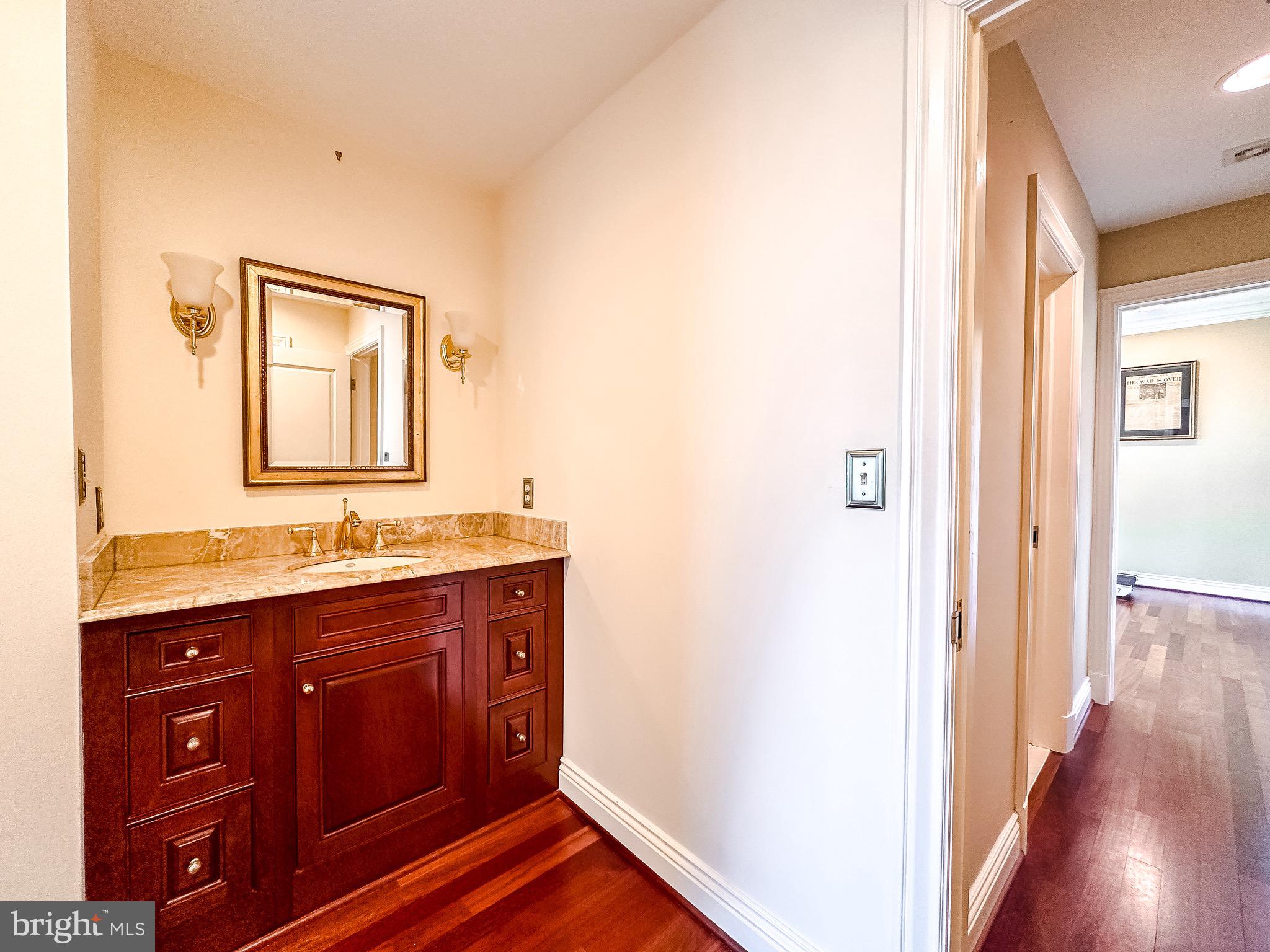 INNER HARBOR - Residential