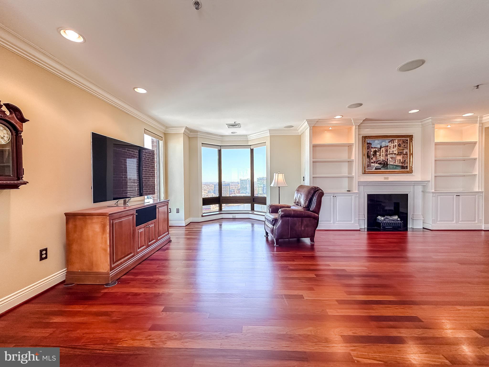 INNER HARBOR - Residential