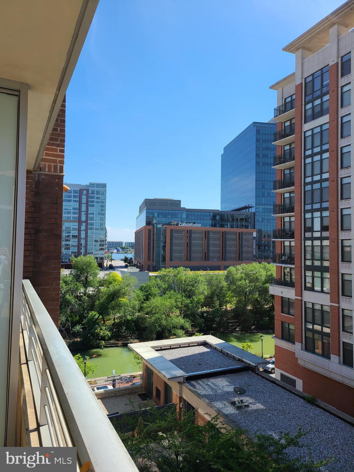 HARBOR EAST - Residential