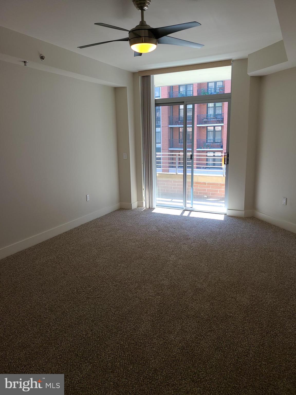 HARBOR EAST - Residential