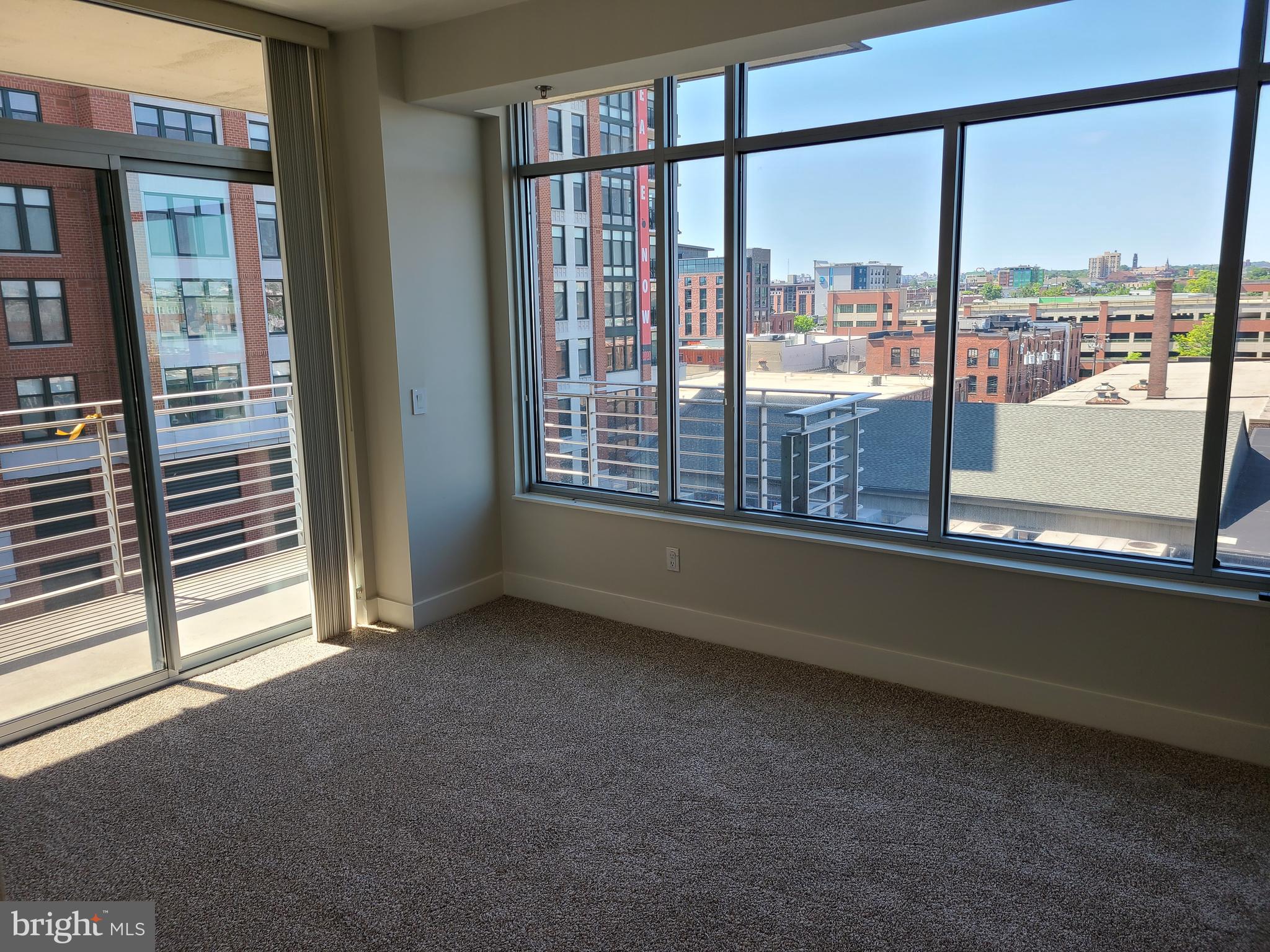 HARBOR EAST - Residential