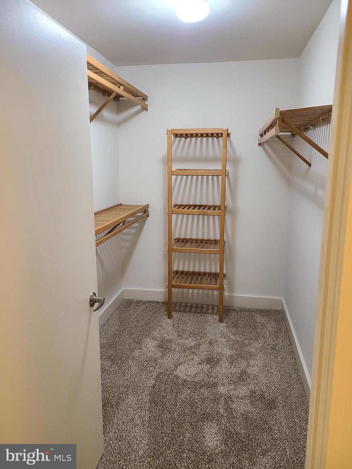 HARBOR EAST - Residential