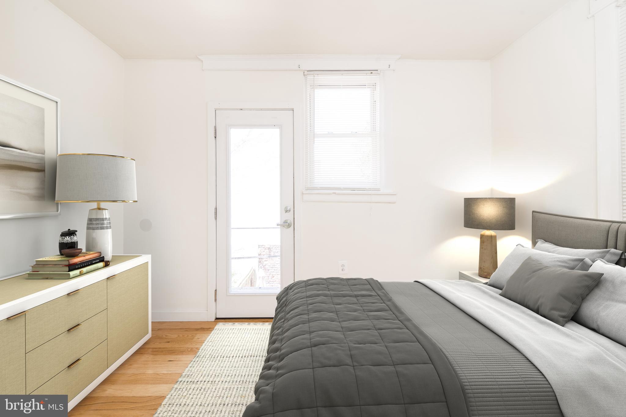 QUEEN VILLAGE - Residential Income