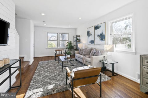 Townhouse For Rent - 1936 N Dinwiddie Street<br/> ARLINGTON, VA 22207