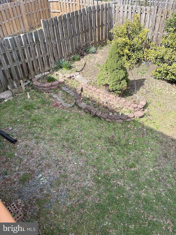 OLDE GREENWICH - Residential