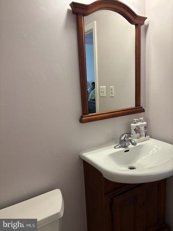 OLDE GREENWICH - Residential