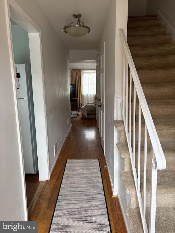 OLDE GREENWICH - Residential