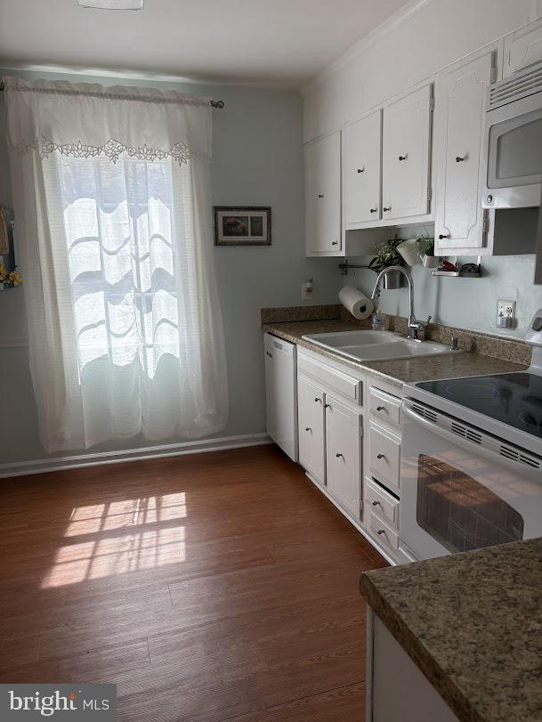 OLDE GREENWICH - Residential