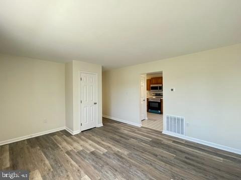 PATRICK HENRY ESTATES - Residential