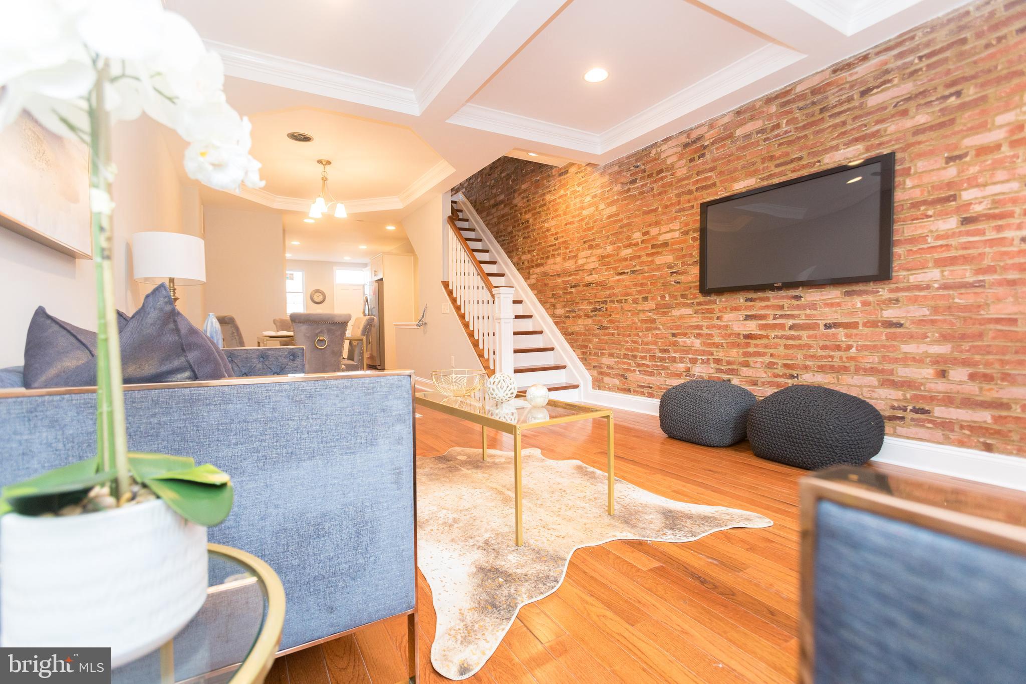 BROADWAY EAST - Residential