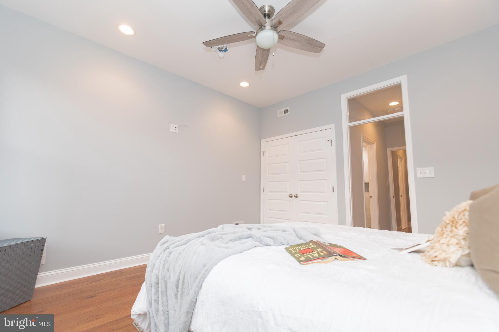 BROADWAY EAST - Residential