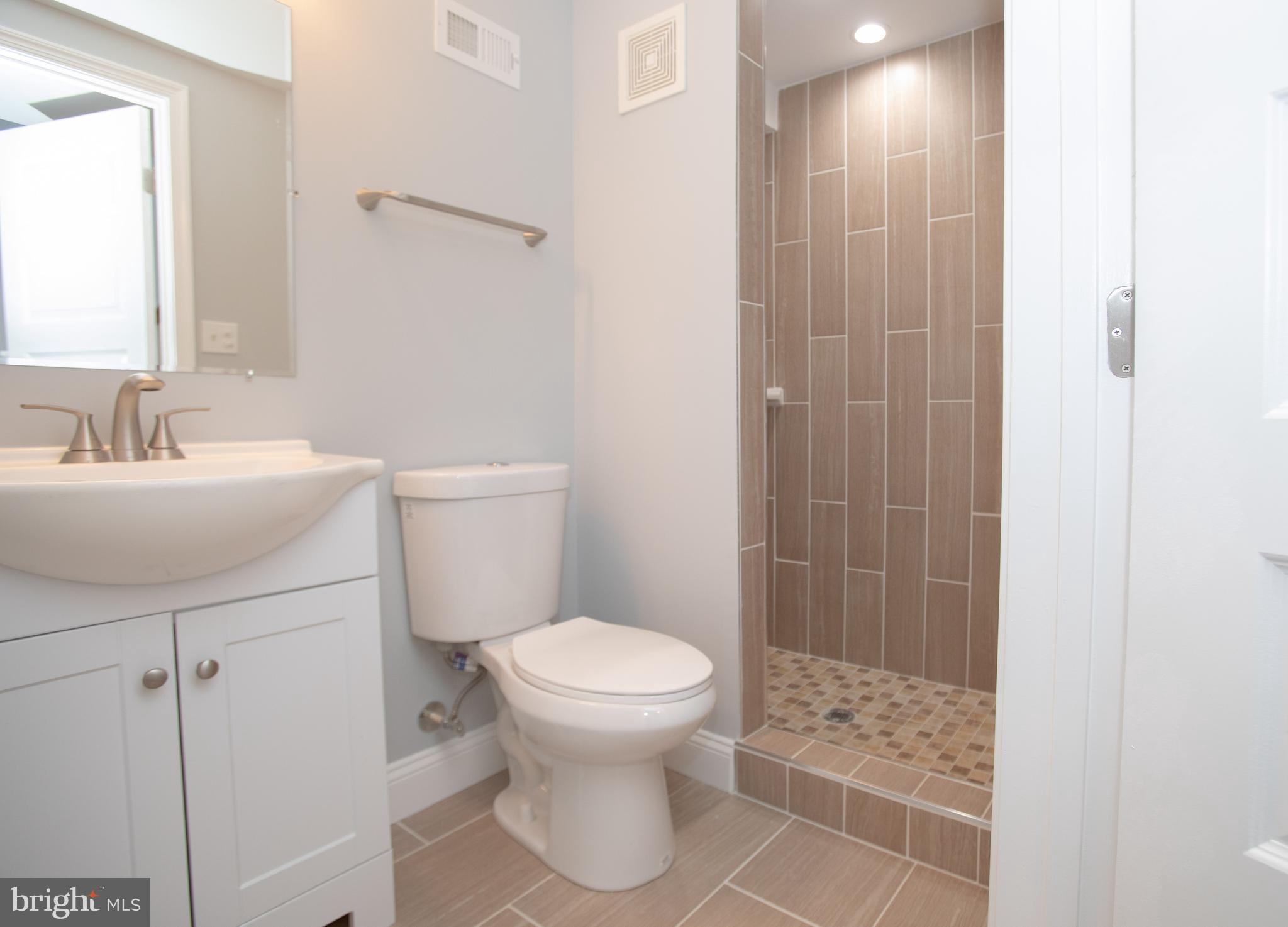 BROADWAY EAST - Residential