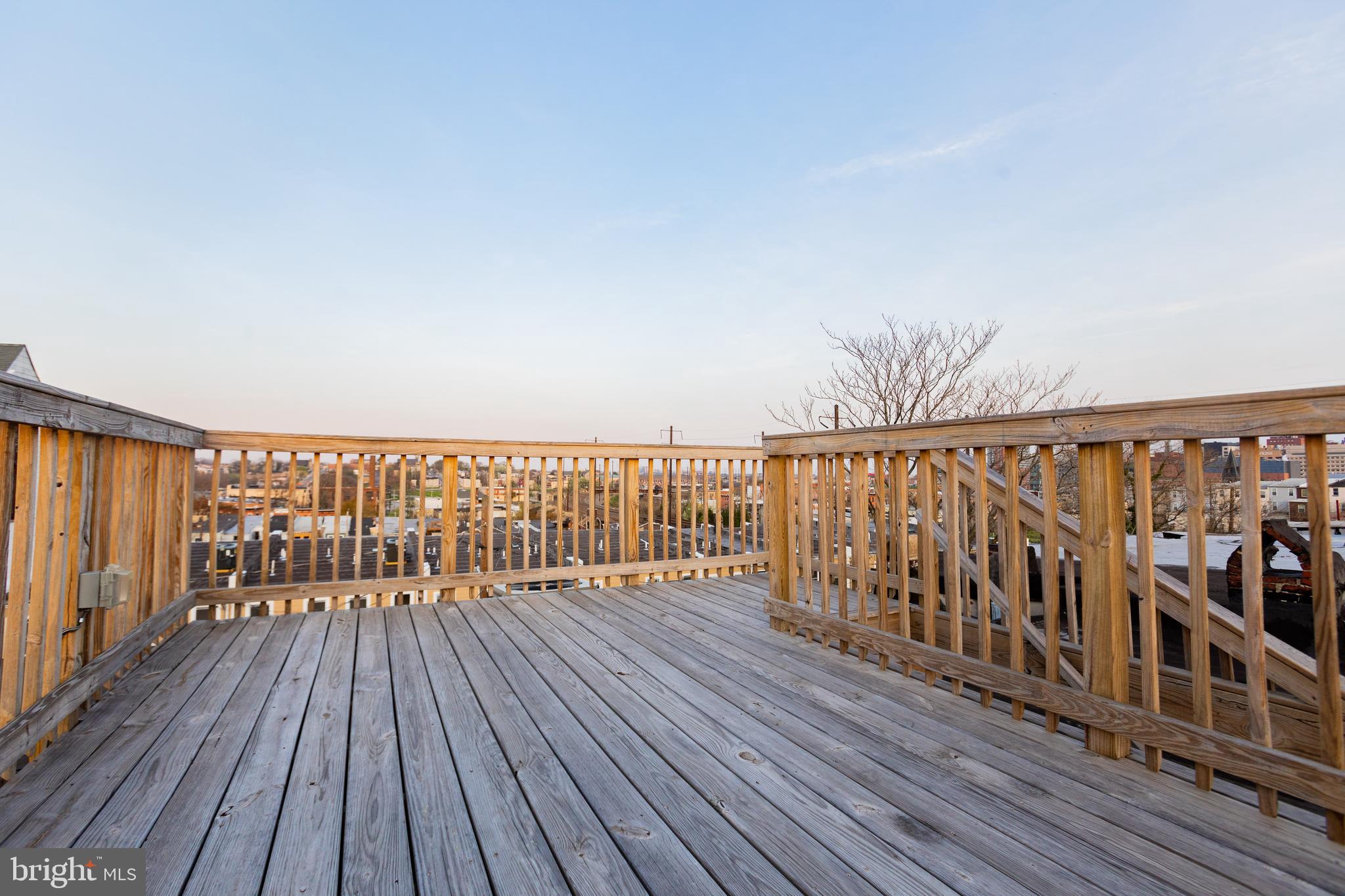 BROADWAY EAST - Residential