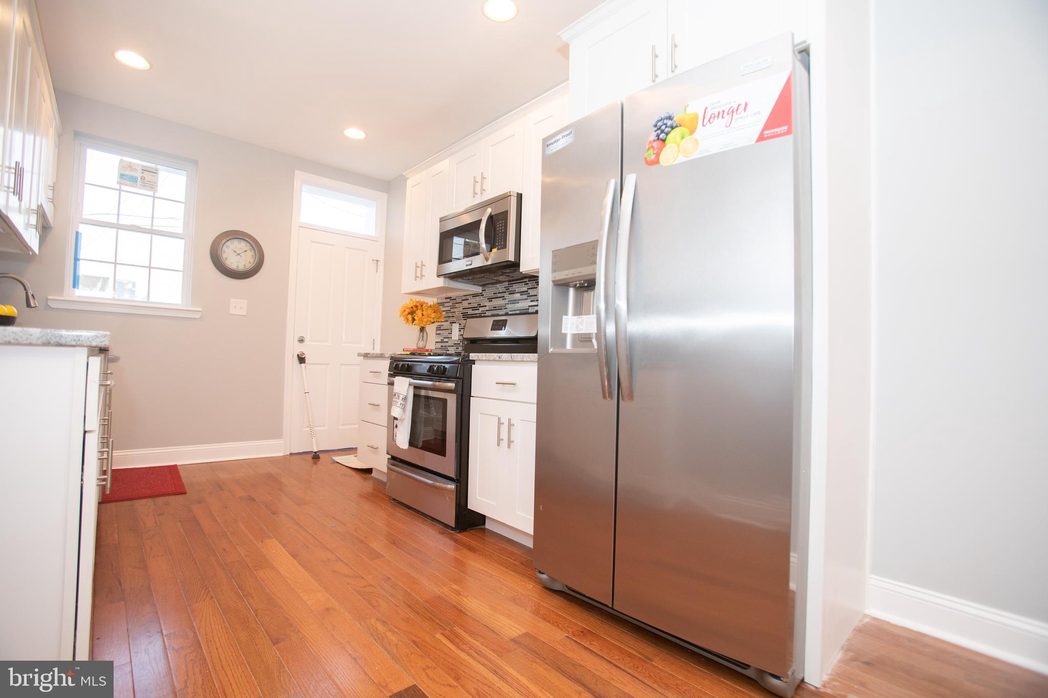 BROADWAY EAST - Residential