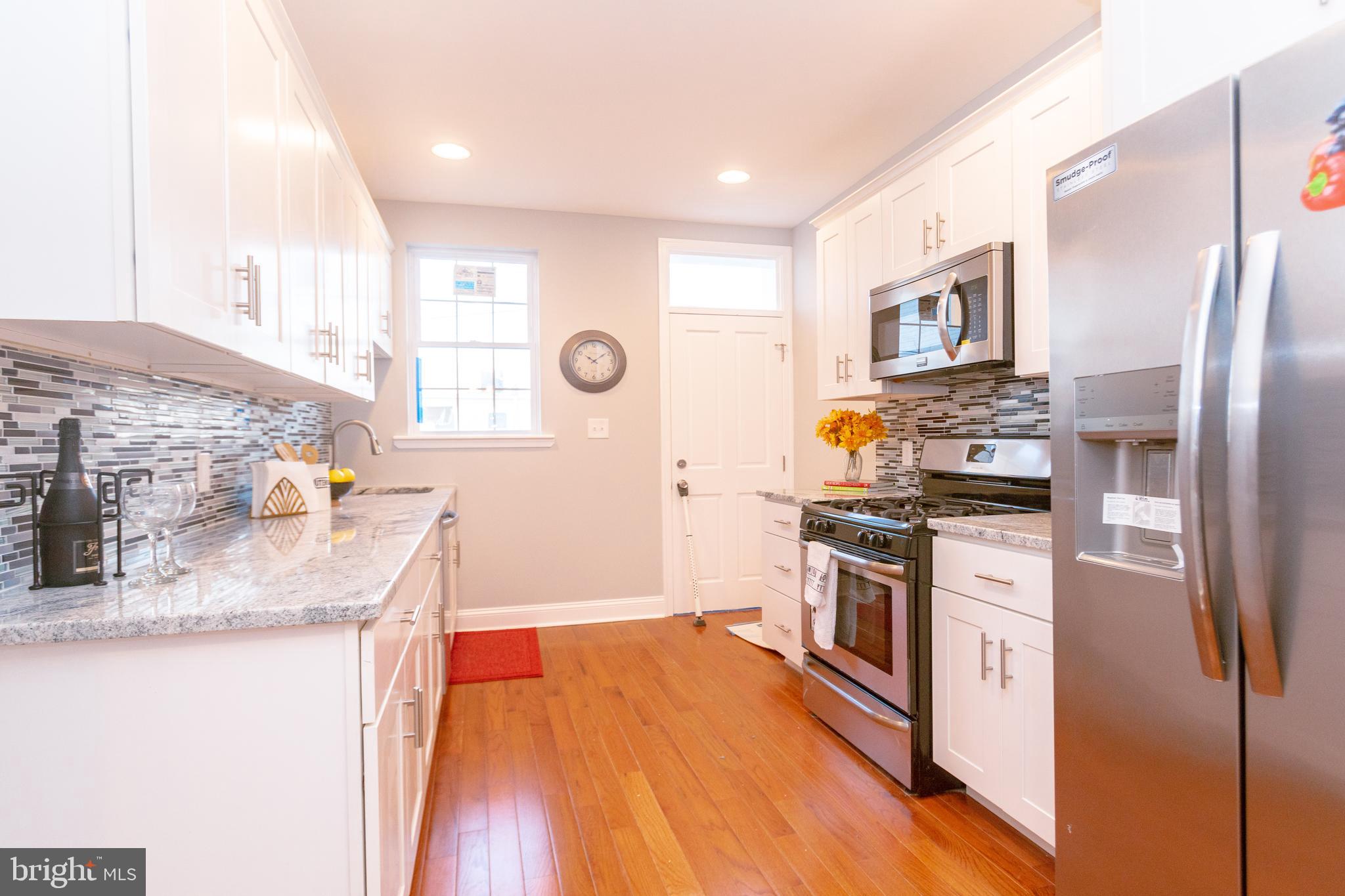 BROADWAY EAST - Residential