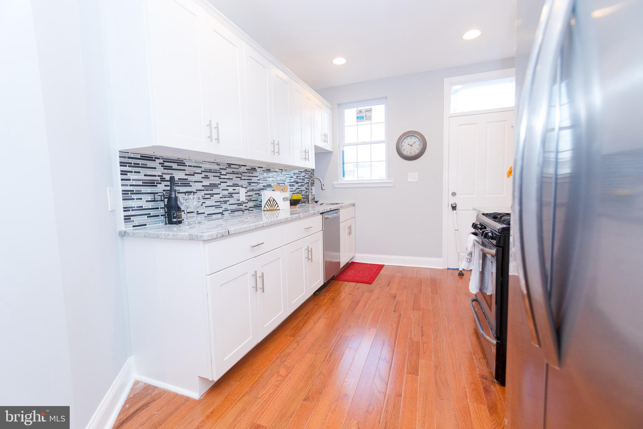 BROADWAY EAST - Residential