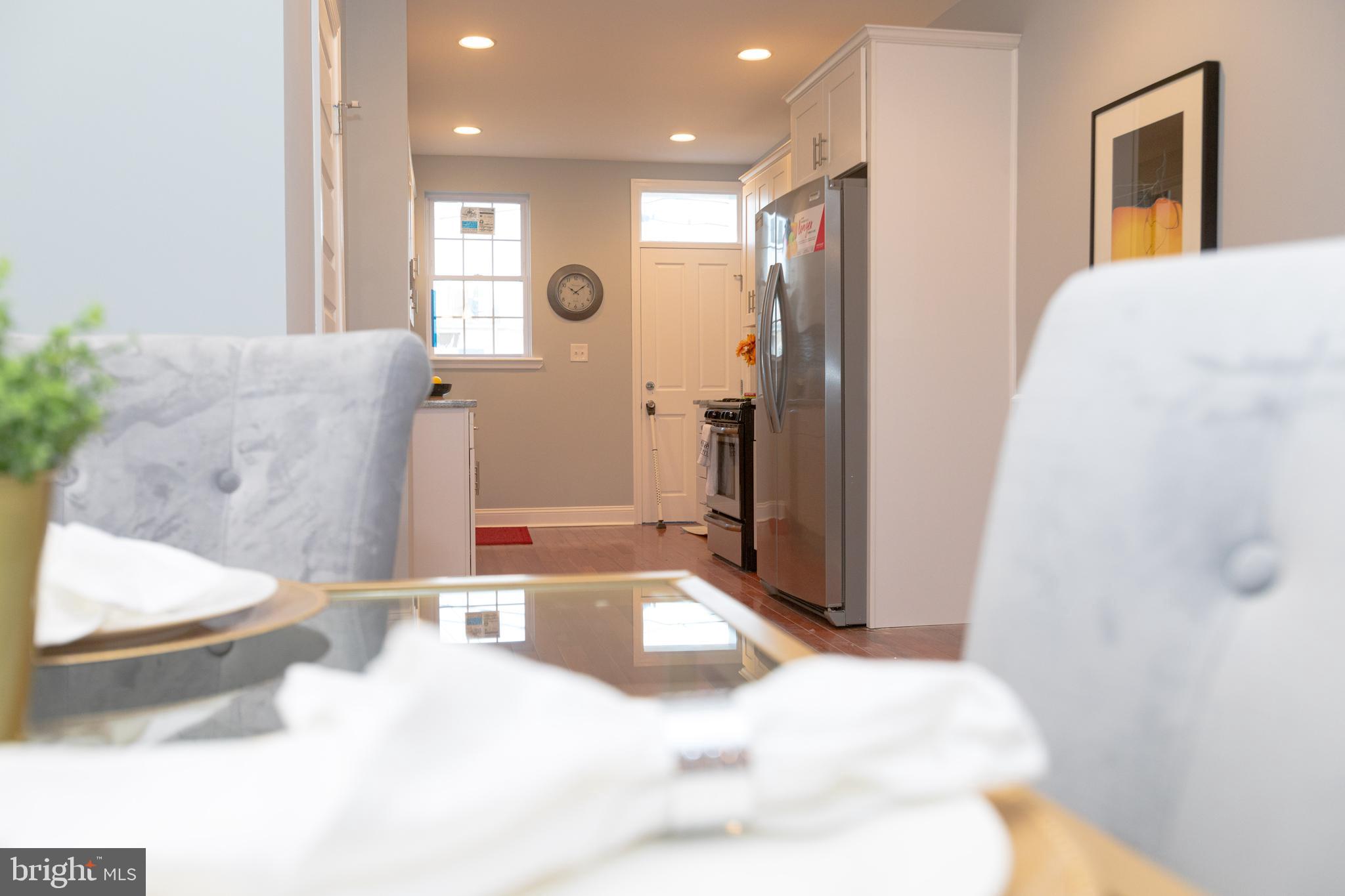 BROADWAY EAST - Residential