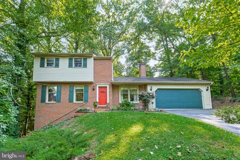 Photo of 701 Corvair Road, Lancaster, PA 17601 (MLS # PALA2055826)