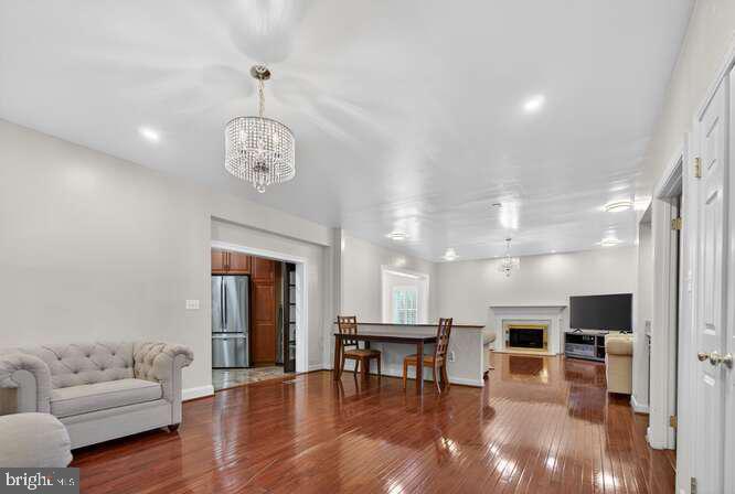 MERRIFIELD AT DUNN LORING STATION - Residential