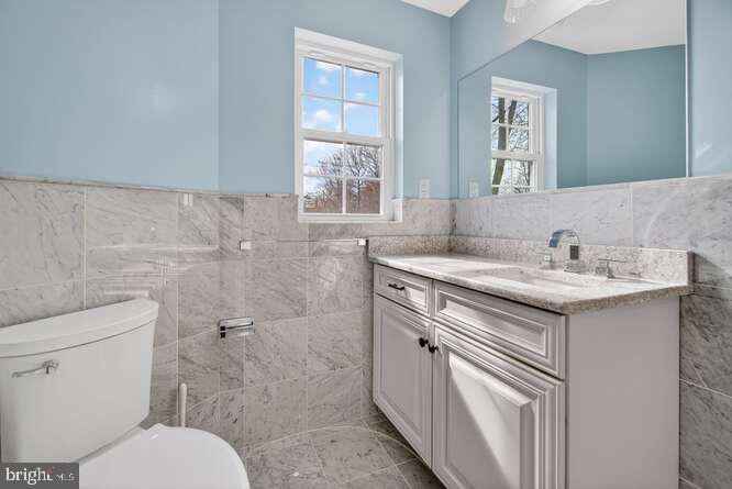 MERRIFIELD AT DUNN LORING STATION - Residential