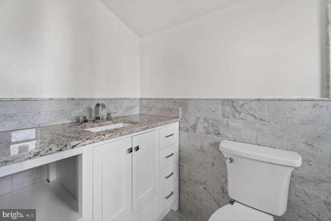 MERRIFIELD AT DUNN LORING STATION - Residential