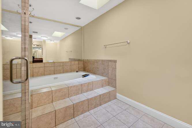 MERRIFIELD AT DUNN LORING STATION - Residential