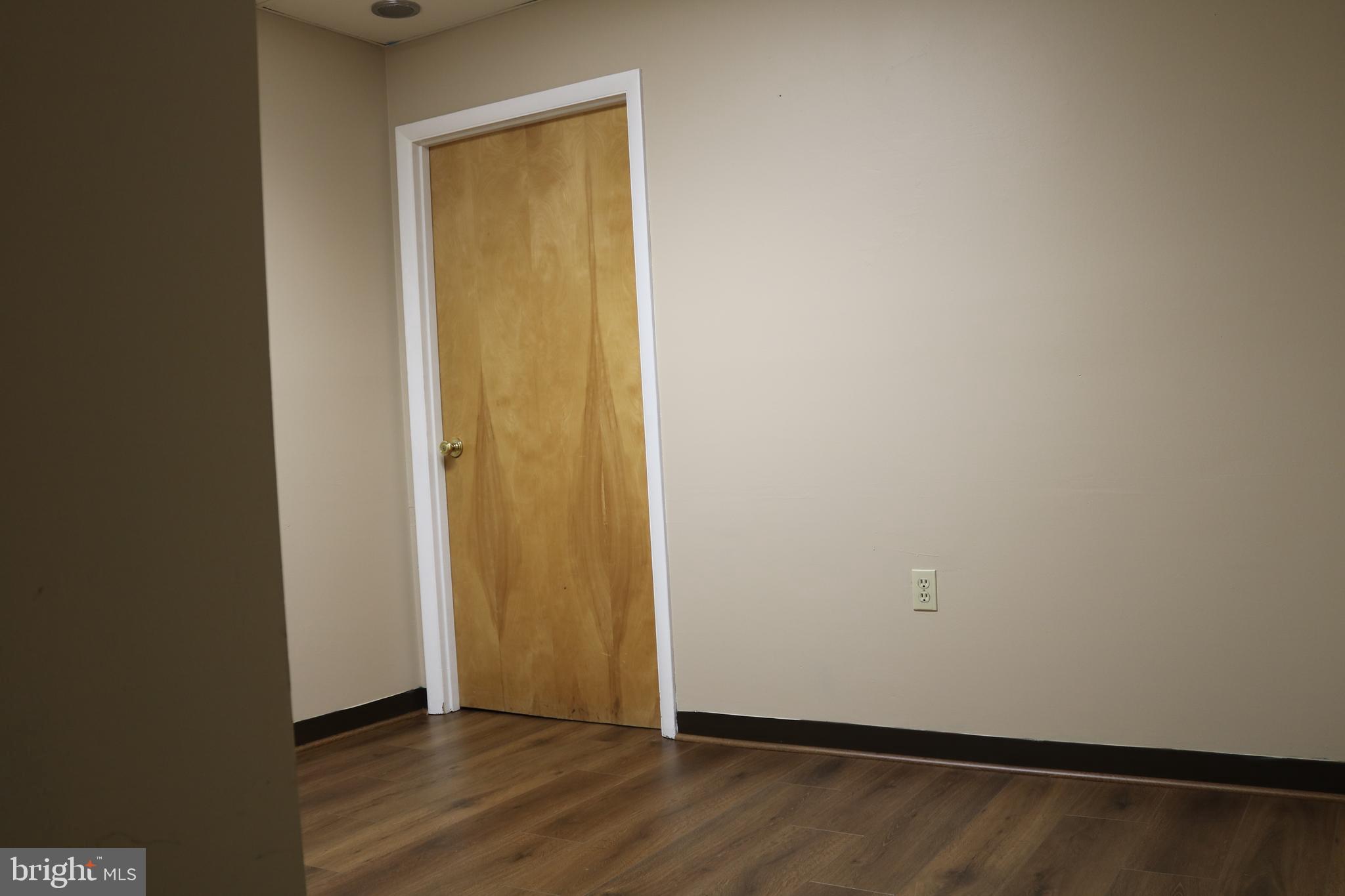 114 WALNUT STREET SUITE 3